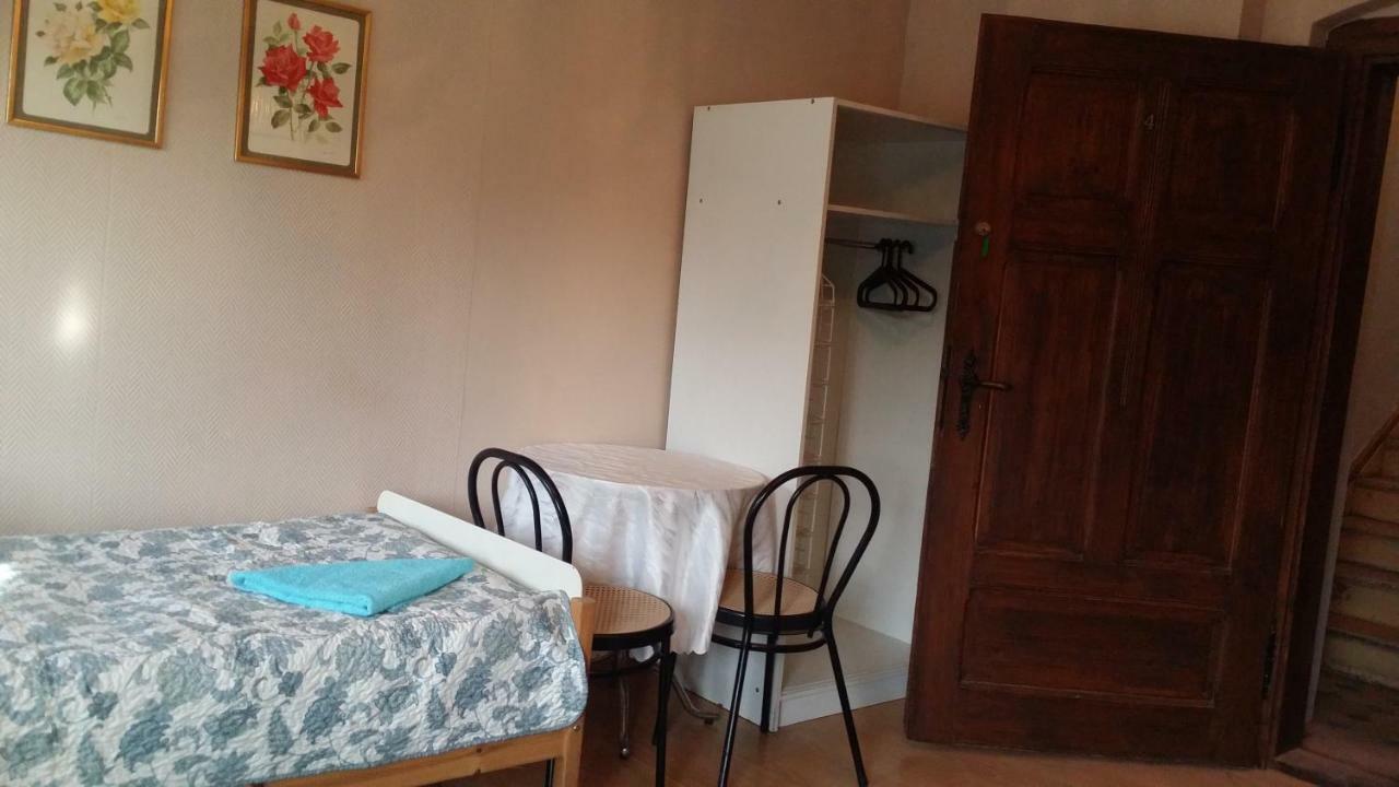 Gosciniec Ella Inn Lipniki Lipniki  Ngoại thất bức ảnh