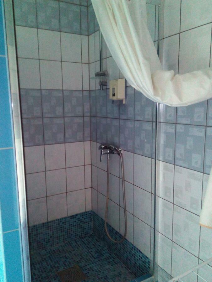 Gosciniec Ella Inn Lipniki Lipniki  Ngoại thất bức ảnh